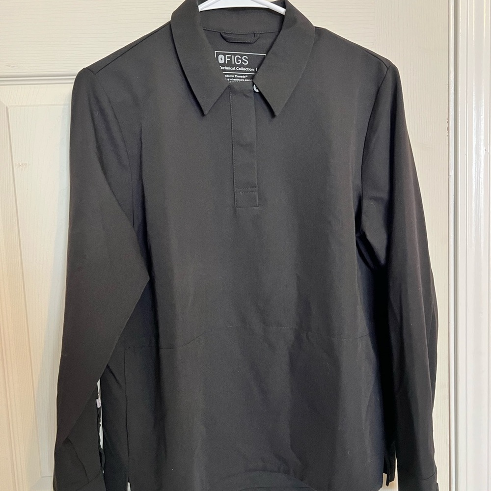 FIGS Women's Black Long-Sleeve Polo Top